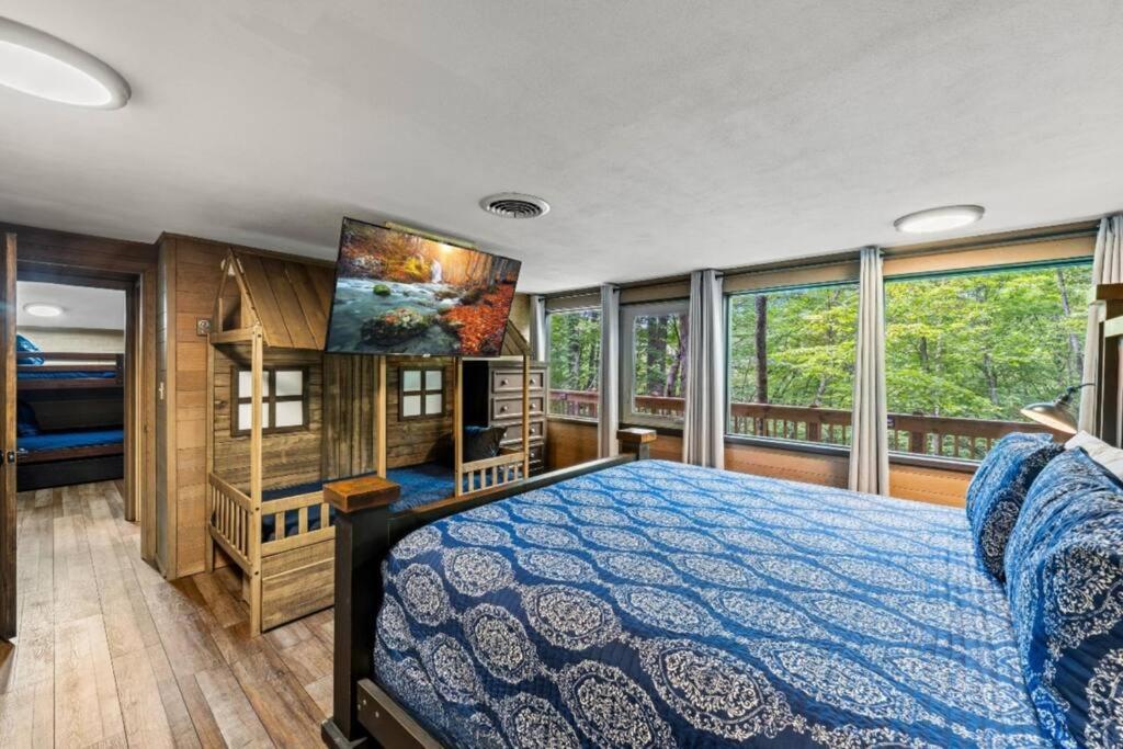Bourbon Hollow Lodge With Hot Tub And Pool Plus Game Room Only 5 Min To Downtown 蓋特林堡 外观 照片