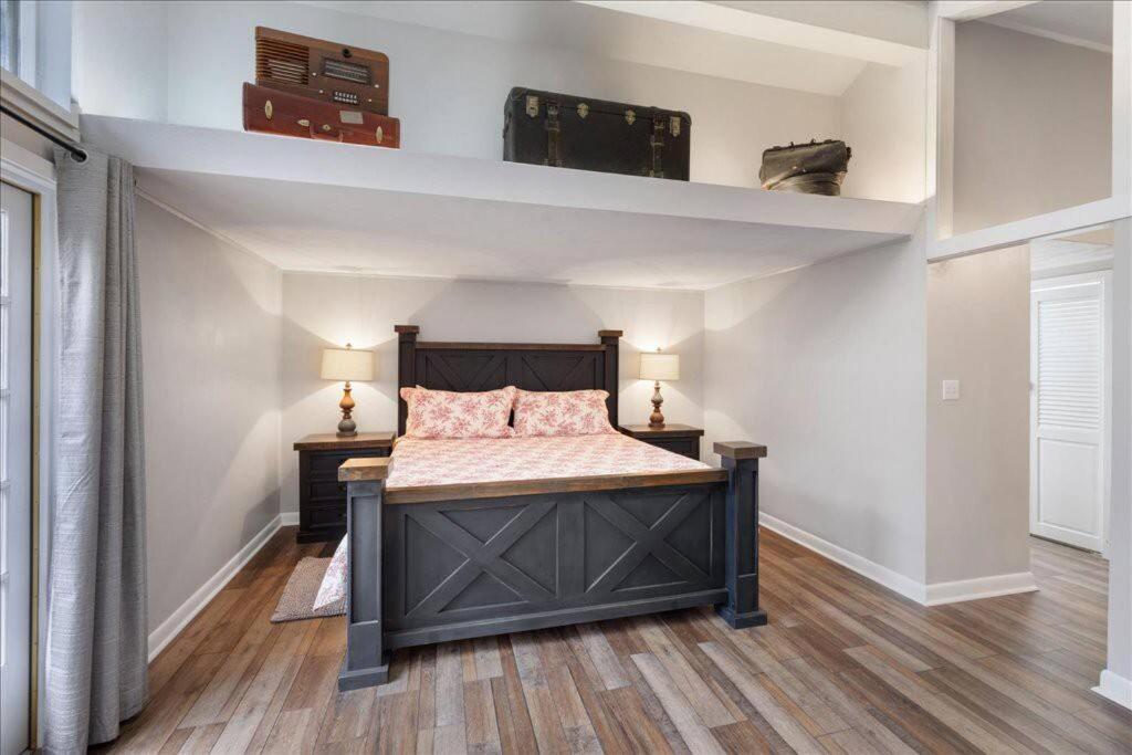 Bourbon Hollow Lodge With Hot Tub And Pool Plus Game Room Only 5 Min To Downtown 蓋特林堡 外观 照片