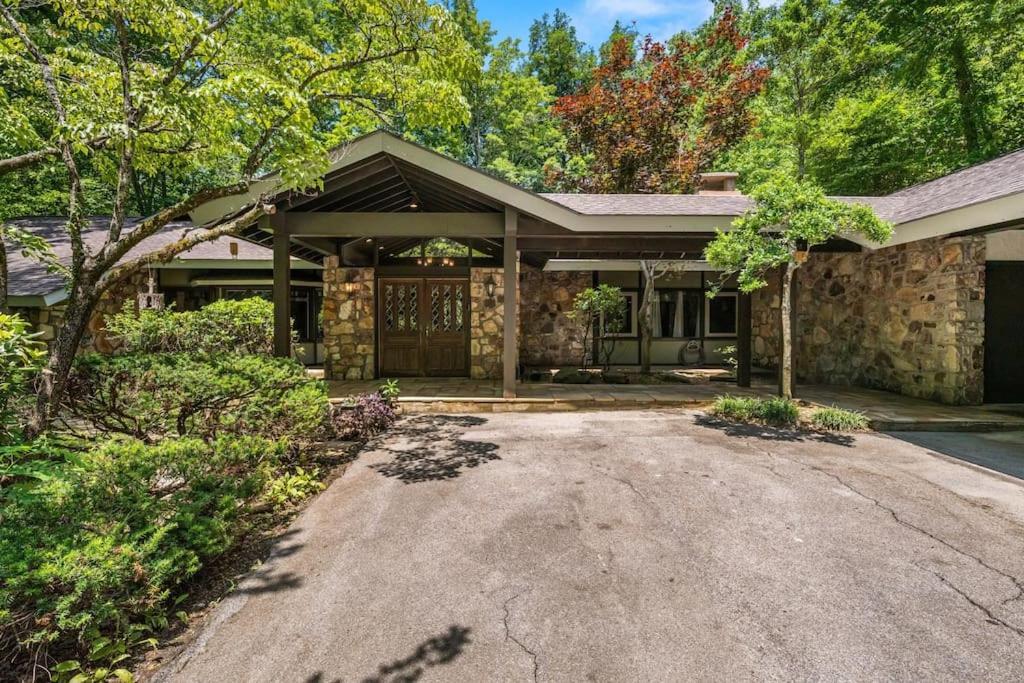 Bourbon Hollow Lodge With Hot Tub And Pool Plus Game Room Only 5 Min To Downtown 蓋特林堡 外观 照片